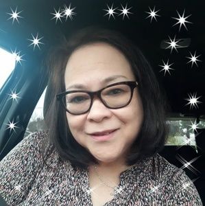 Meet your Posher, Liza